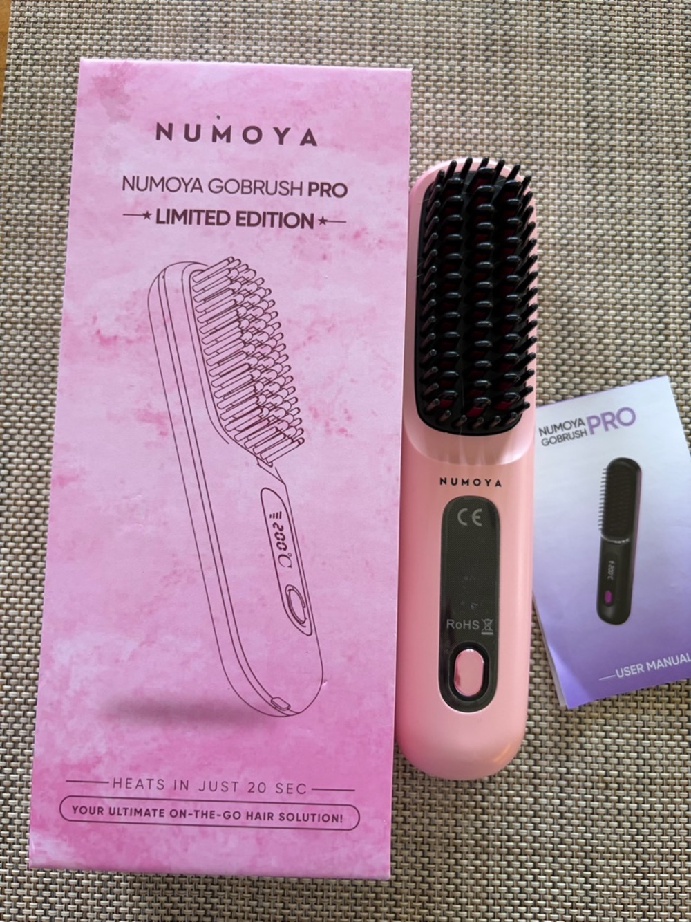 NUMOYA GoBrush Pro Limited Edition Pink Heated Hair Brush